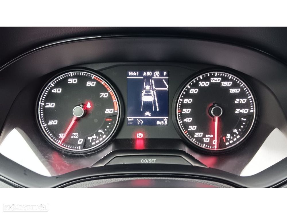 SEAT Arona 1.0 TSI Style DSG - 12