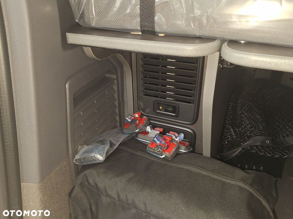Volkswagen California - 19