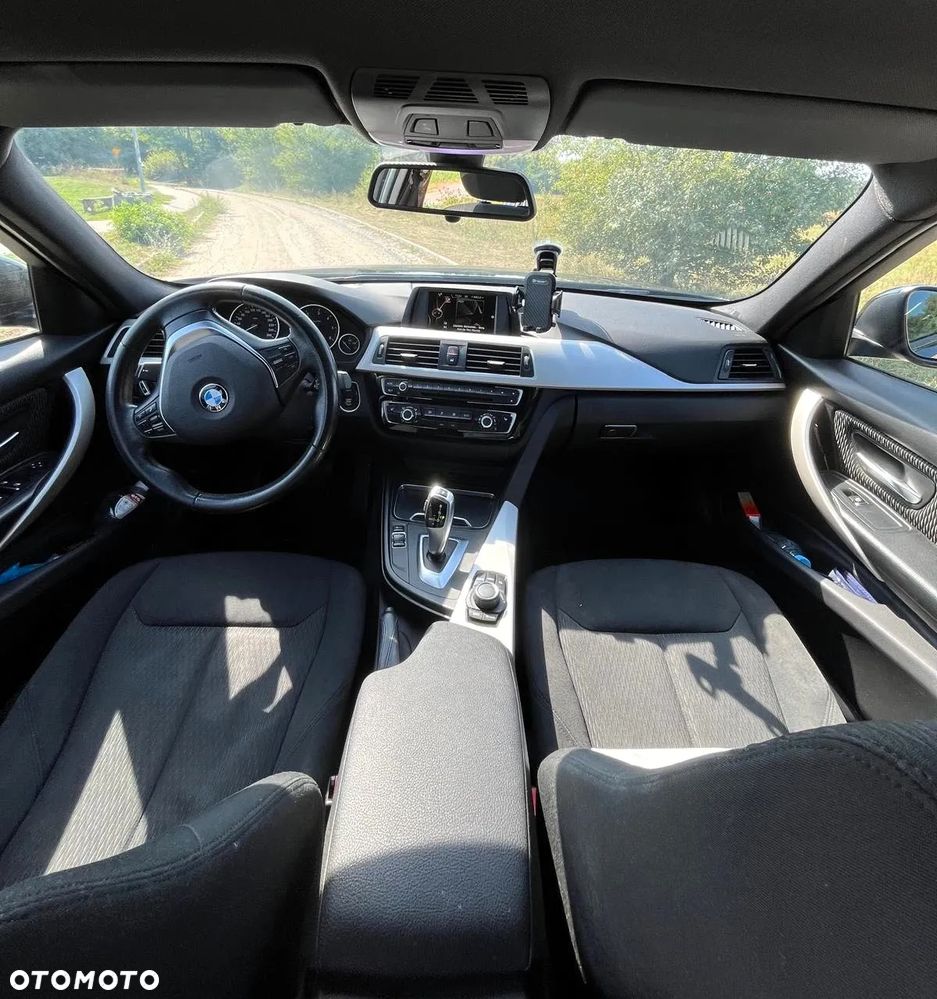 BMW Seria 3 320d Efficient Dynamics - 4