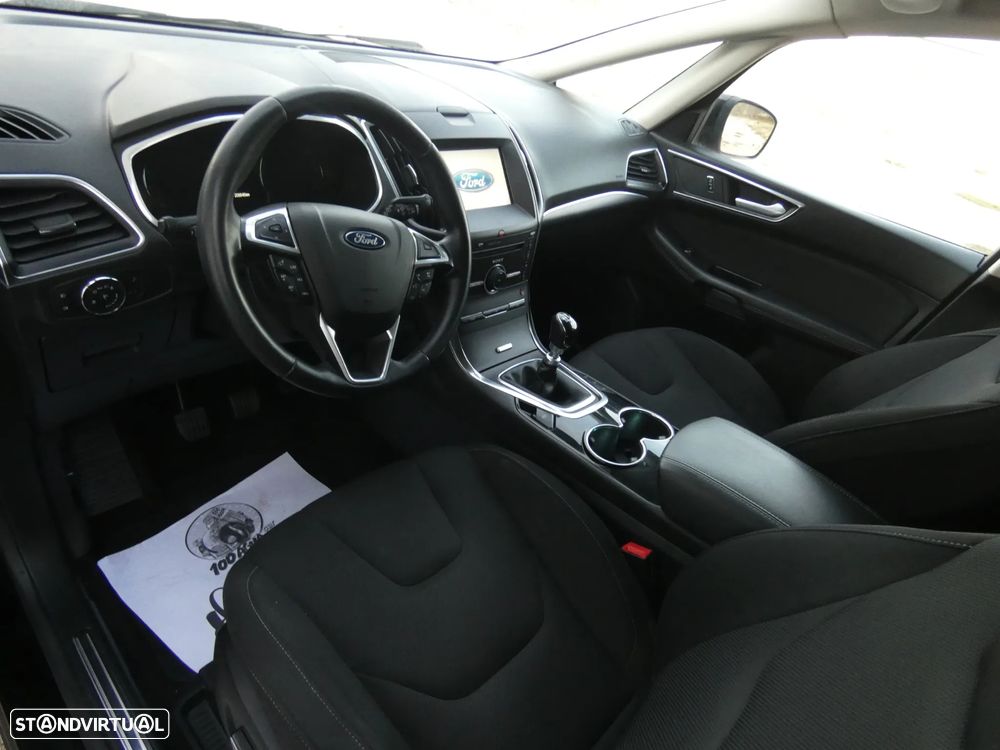 Ford S-Max 2.0 TDCi Titanium - 14