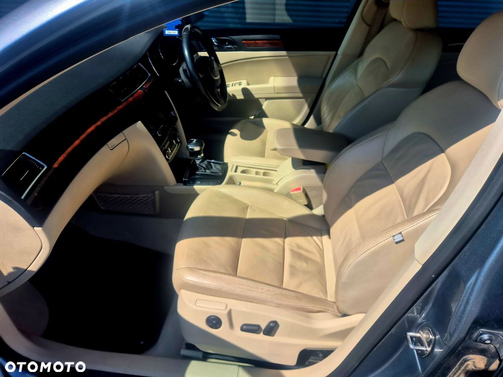 Skoda Superb 2.0 TDI Elegance DSG - 13