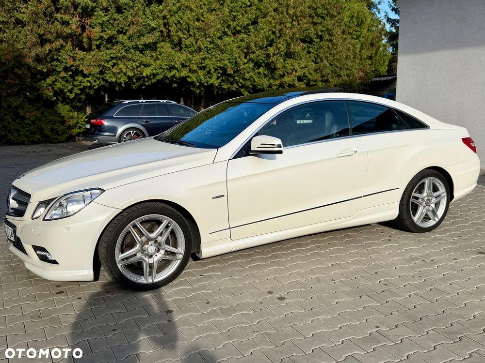 Mercedes-Benz Klasa E - 23