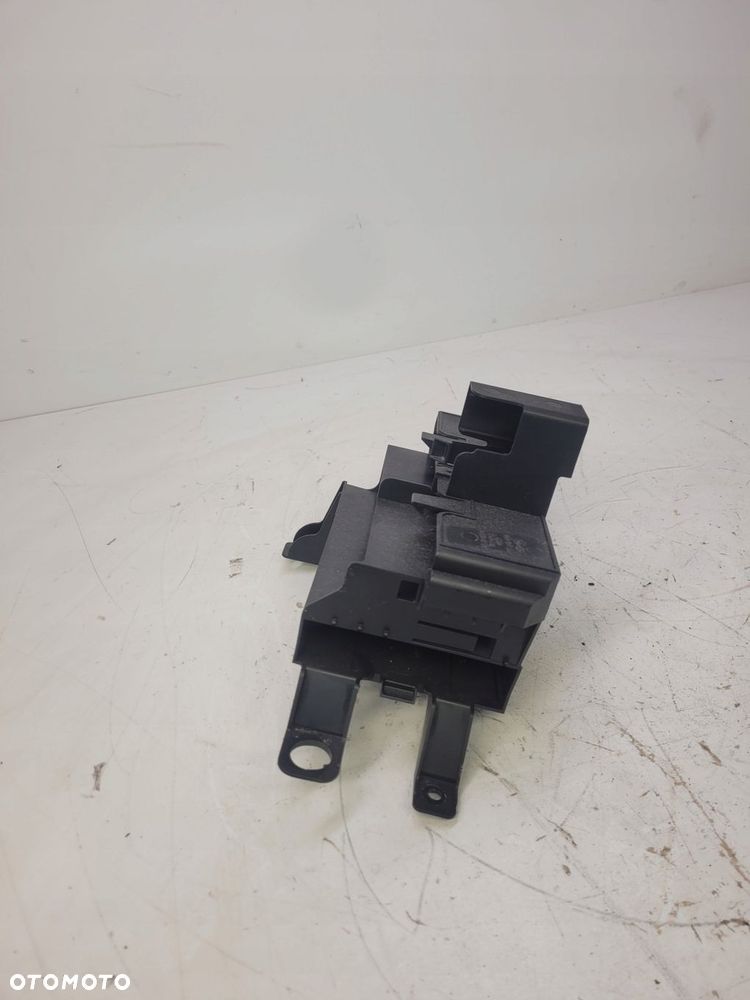 UCHWYT RAMKA TUNERU TV AUDI A6 C7 A7 4G0907392 - 2