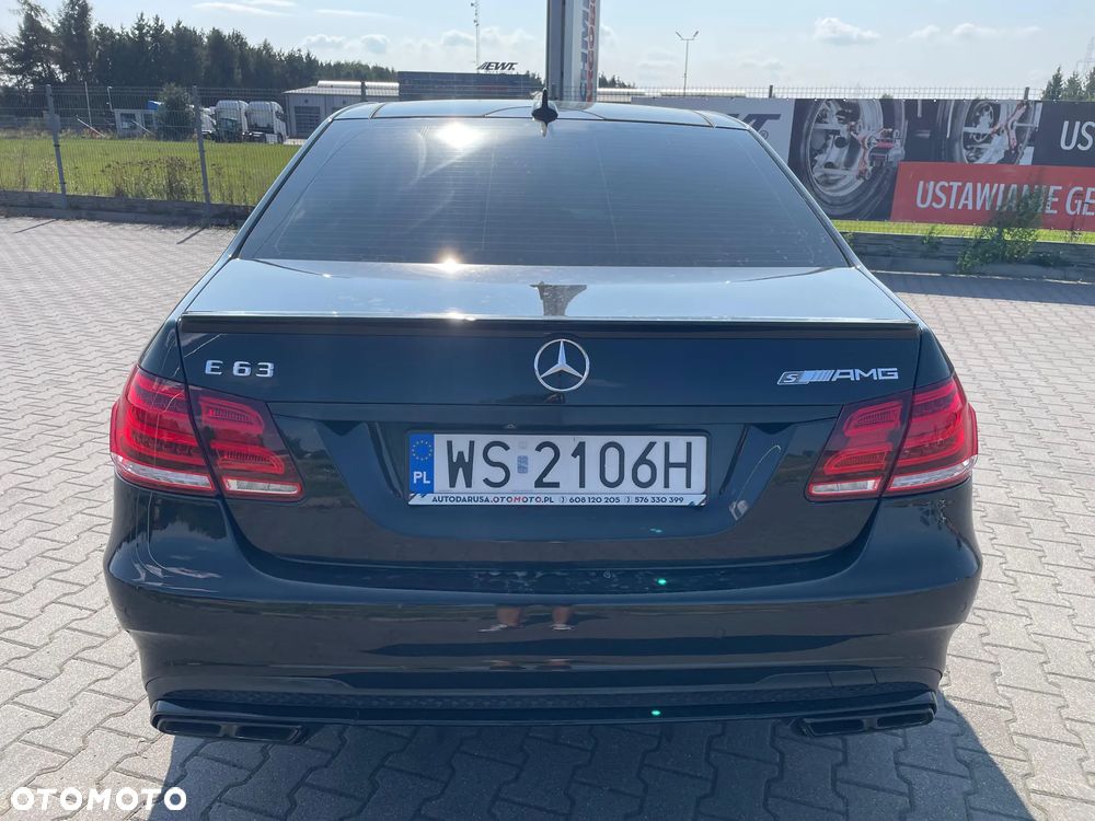 Mercedes-Benz Klasa E 63 AMG S 4-Matic - 8