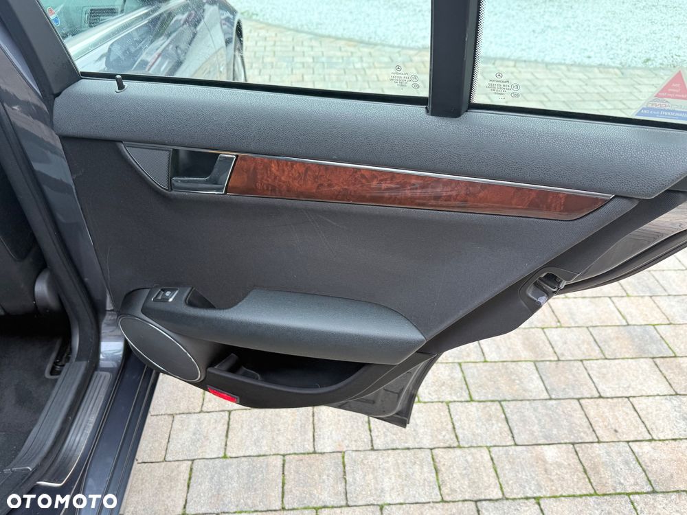 Mercedes-Benz Klasa C 200 Kompressor Automatik Elegance - 14