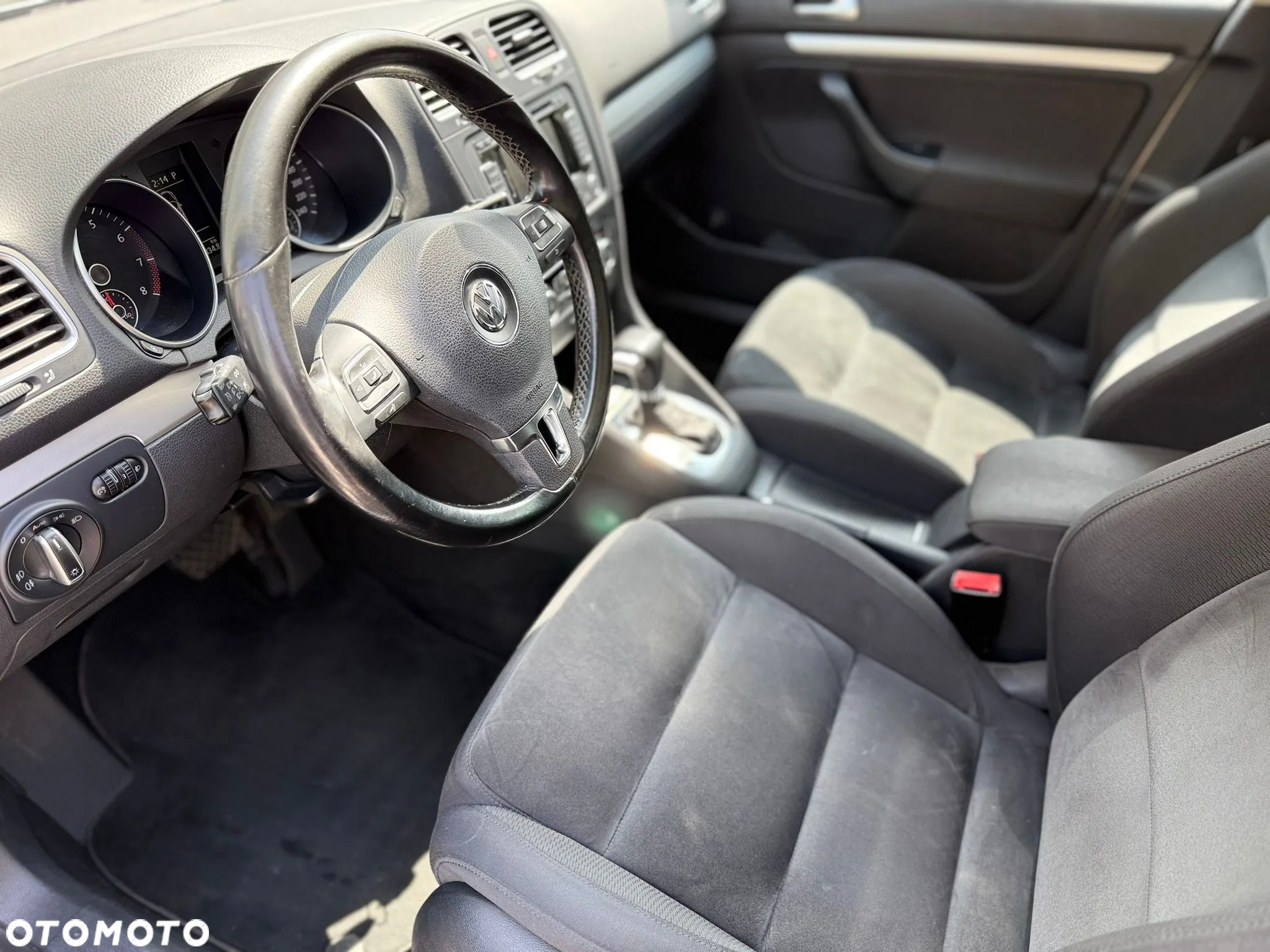 Volkswagen Golf VI 1.4 TSI Highline DSG - 5