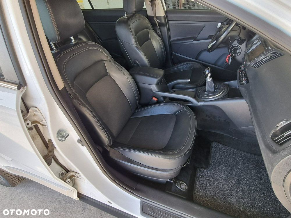 Kia Sportage 2,0 CRDI AWD Spirit - 19