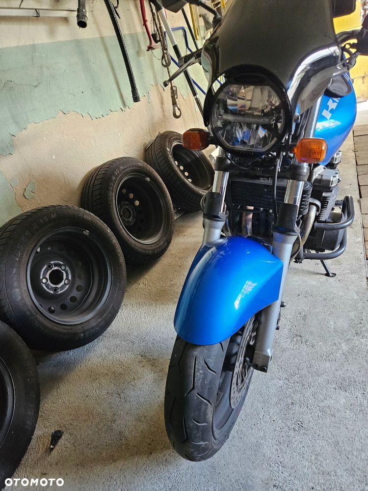 Kawasaki ZR - 5