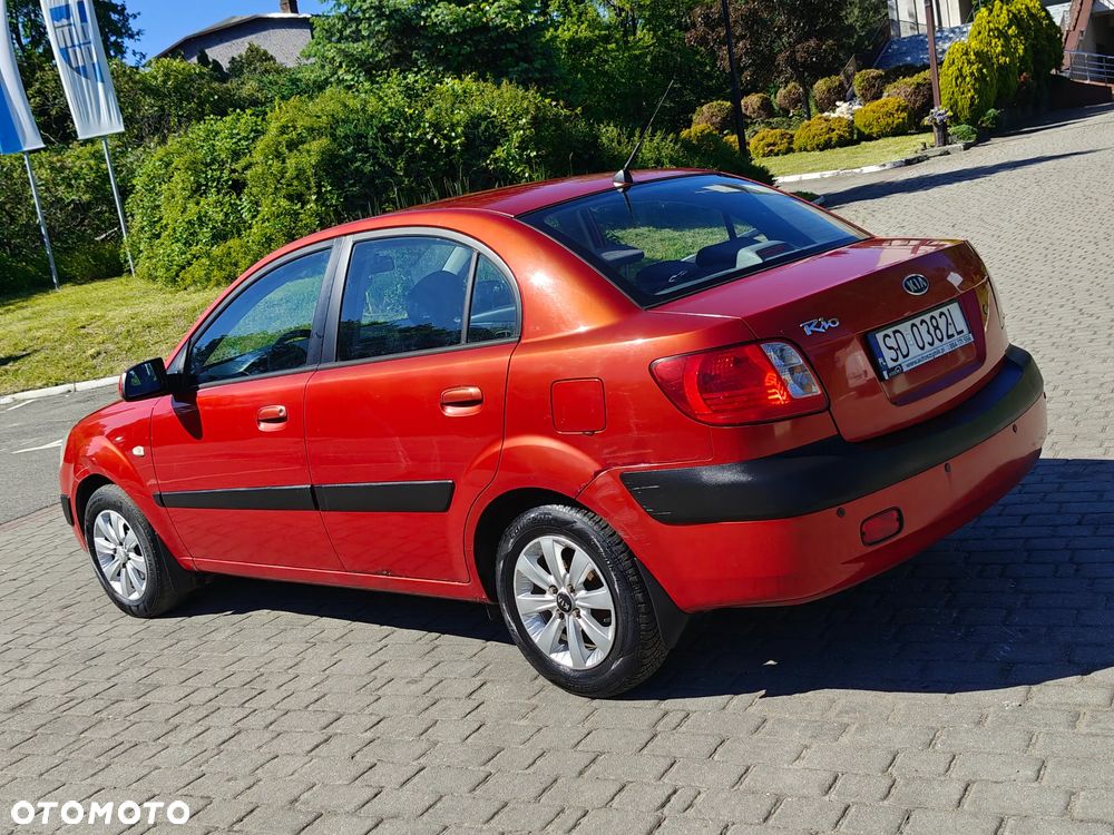 Kia Rio 1.4 Comfort - 16