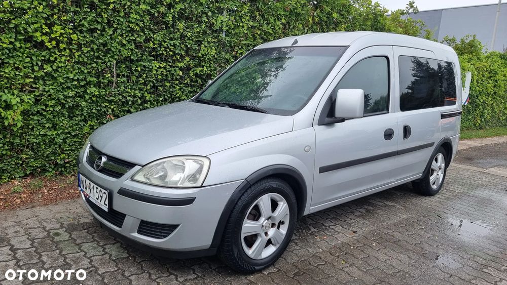Opel Combo Tour Comfort - 2