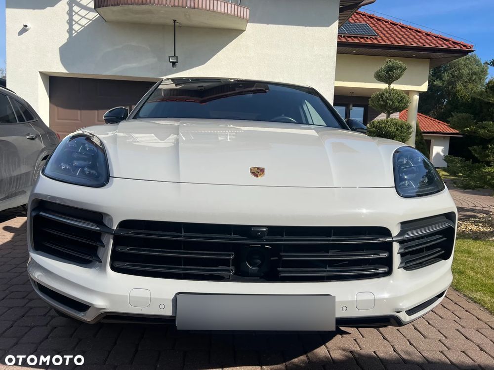 Porsche Cayenne Coupe E-Hybrid - 1