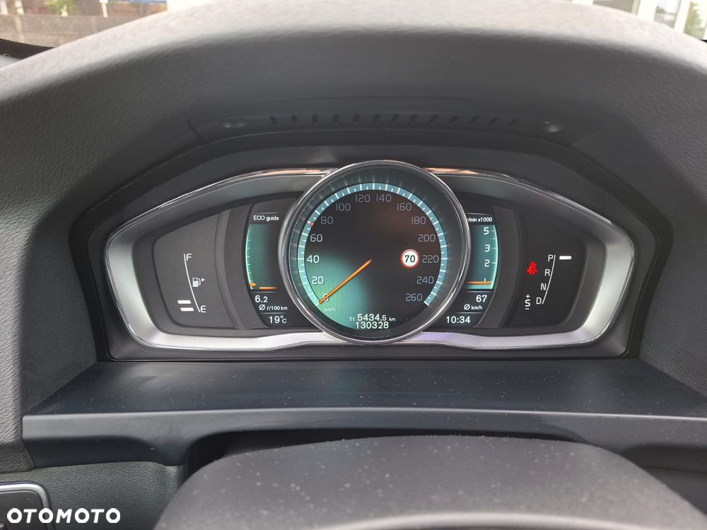 Volvo V60 Cross Country D4 Drive-E Summum - 17