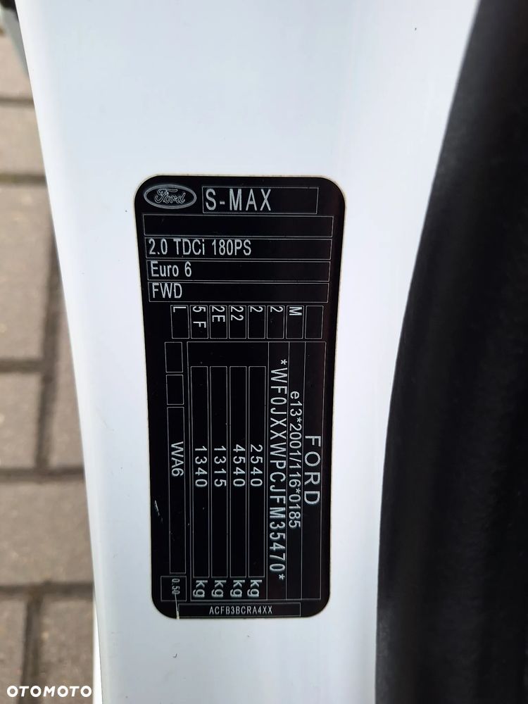 Ford S-Max - 33