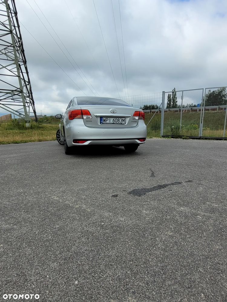 Toyota Avensis 1.8 Sol MS - 6