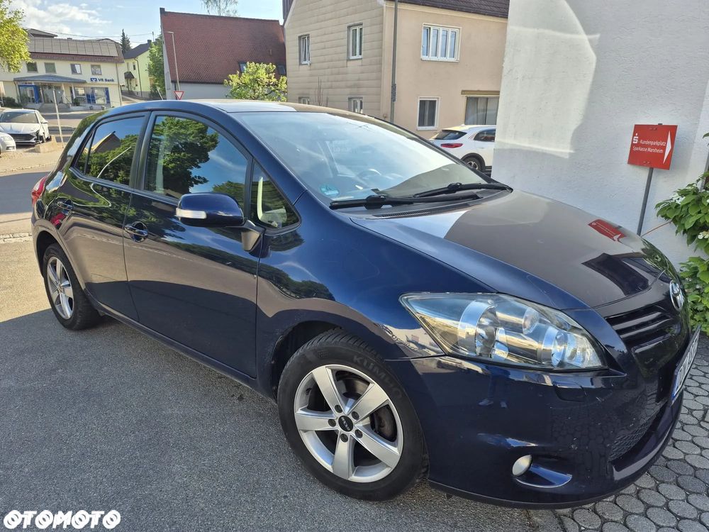 Toyota Auris 1.6 Premium + - 3