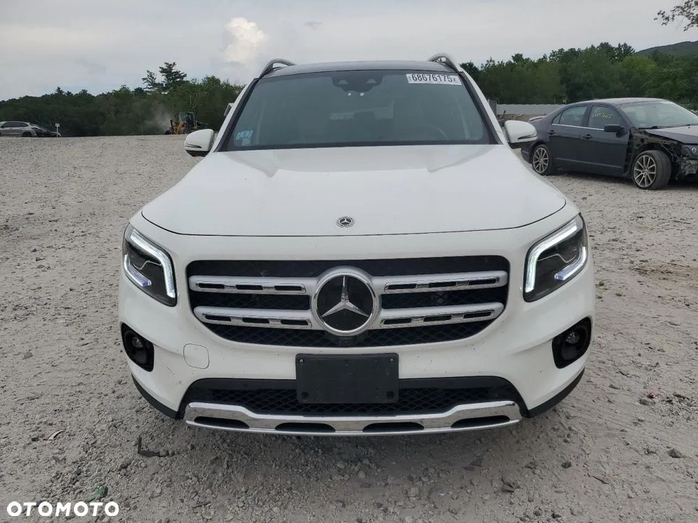 Mercedes-Benz GLB - 5