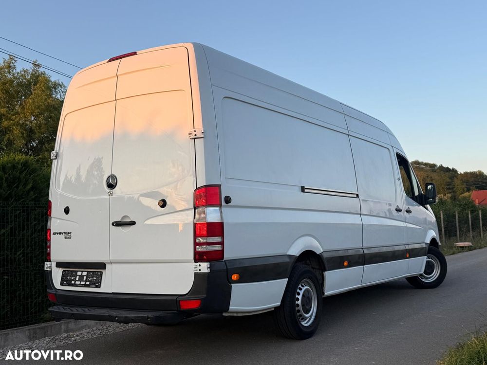 Mercedes-Benz Sprinter - 5