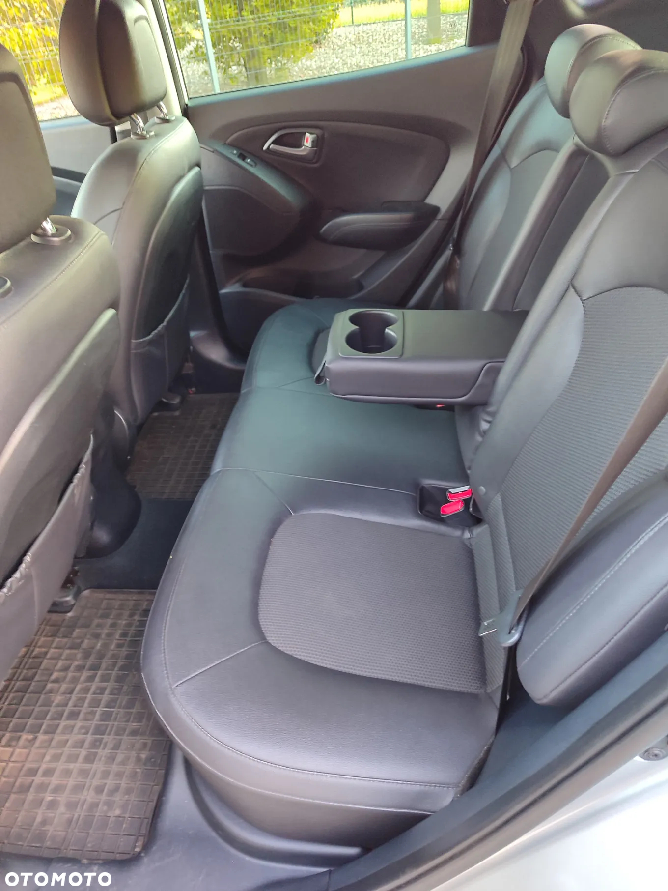 Hyundai ix35 1.7 CRDi 2WD blue Finale Silver - 17