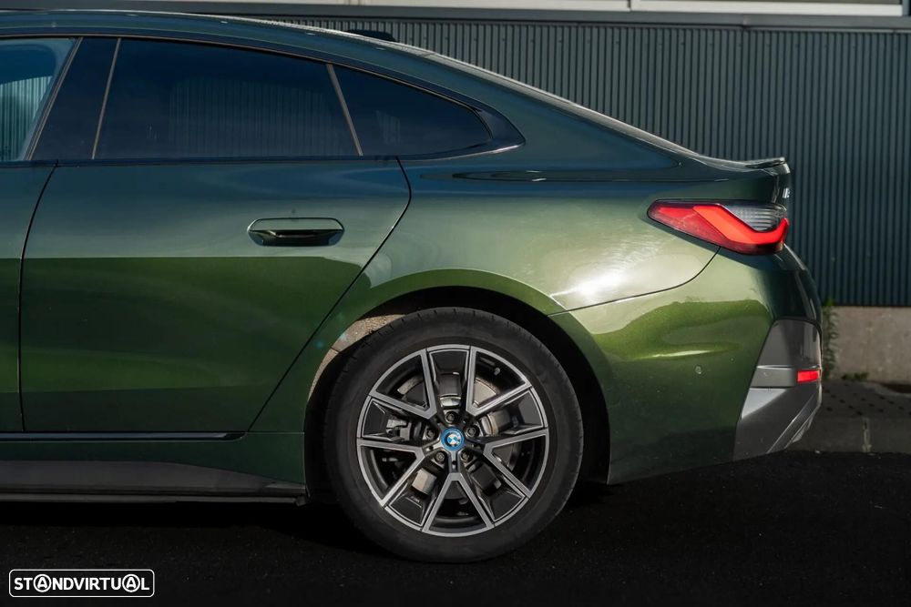 BMW i4 eDrive40 Pack Desportivo M - 30