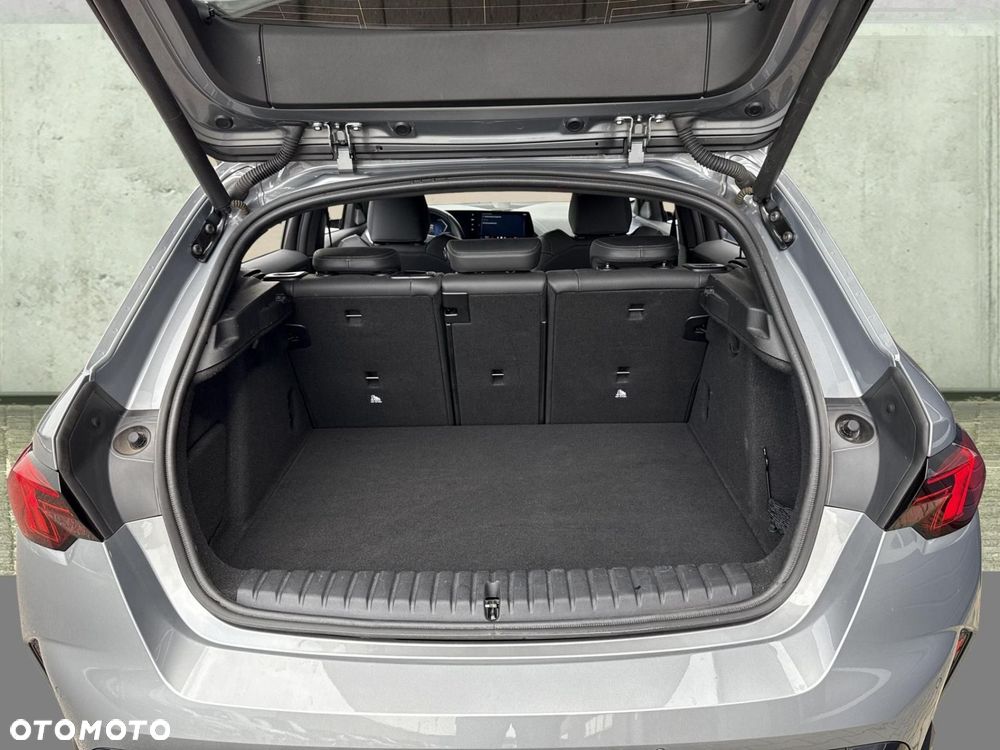 BMW Seria 1 - 24