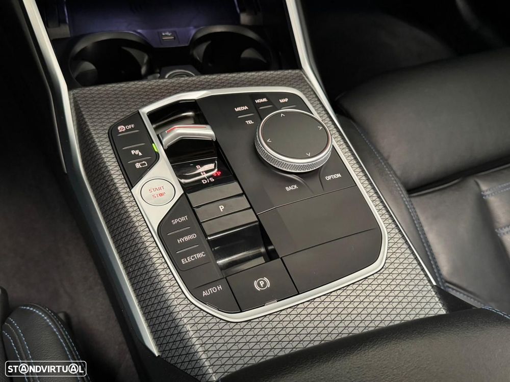 BMW 330 e Pack M Auto - 35