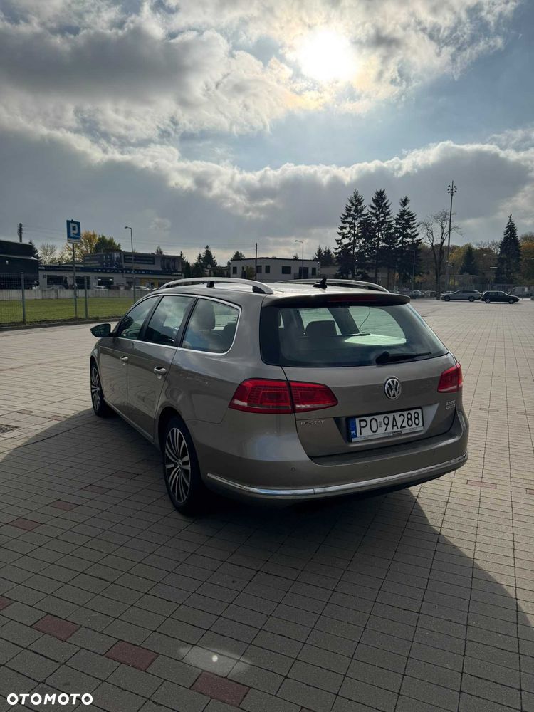 Volkswagen Passat - 3
