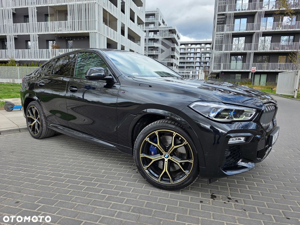 BMW X6M - 1