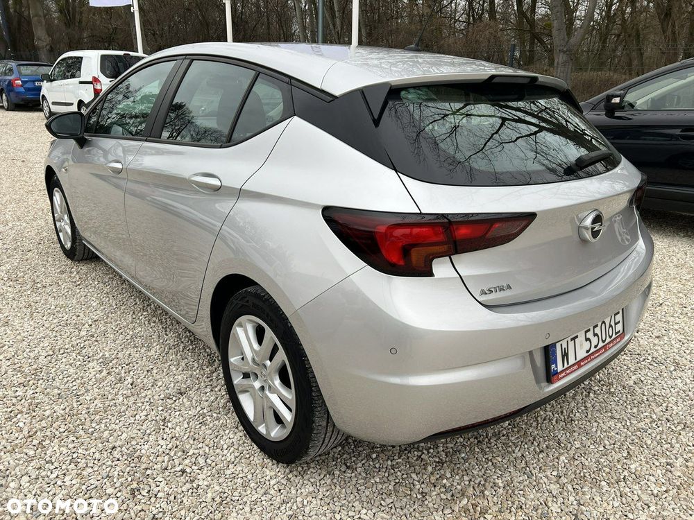 Opel Astra - 16