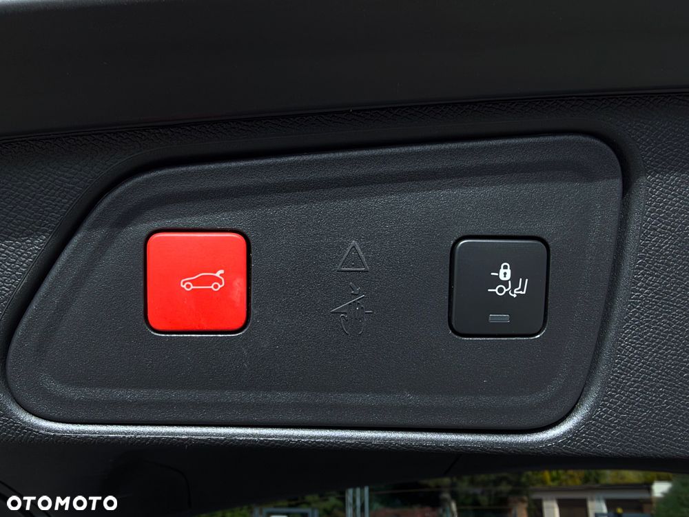 Peugeot 3008 BlueHDi 130 Stop & Start EAT8 GT - 17