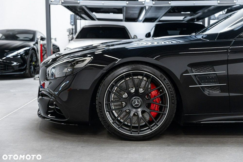 Mercedes-Benz SL 63 AMG - 16