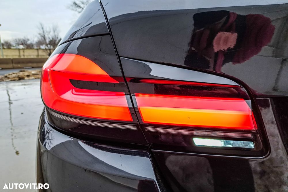 BMW Seria 5 525d xDrive - 10