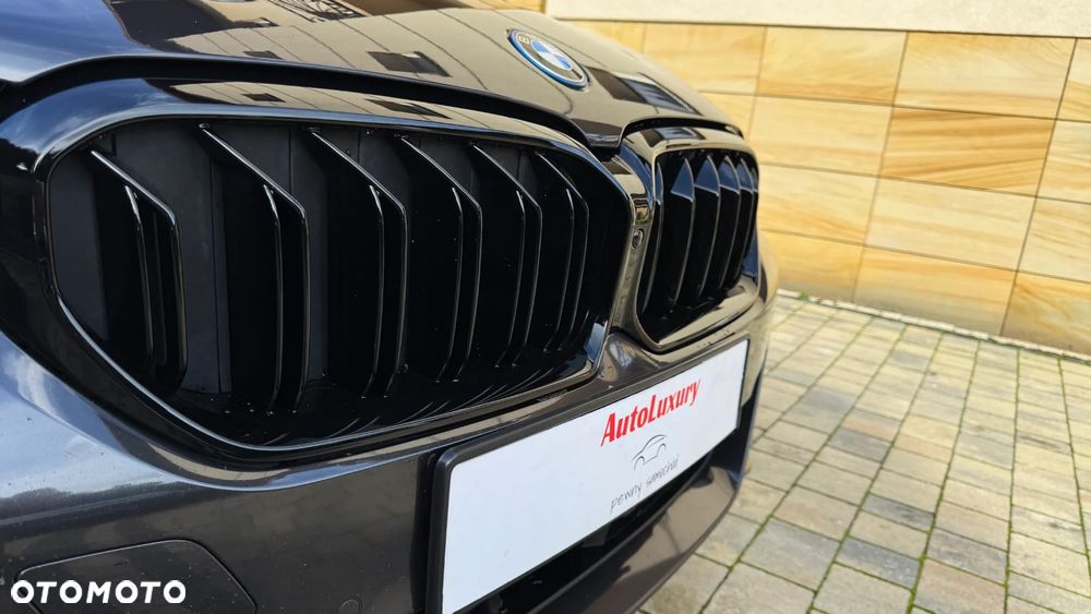 BMW Seria 5 530e M Sport sport - 13