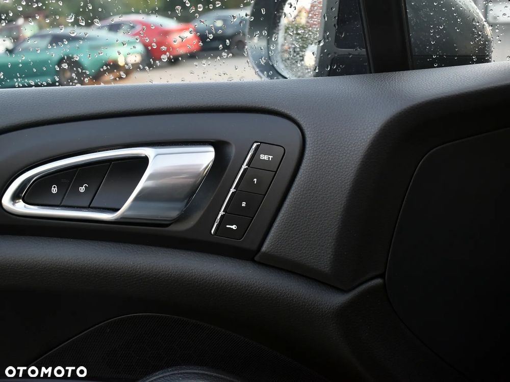 Porsche Cayenne S Diesel - 15