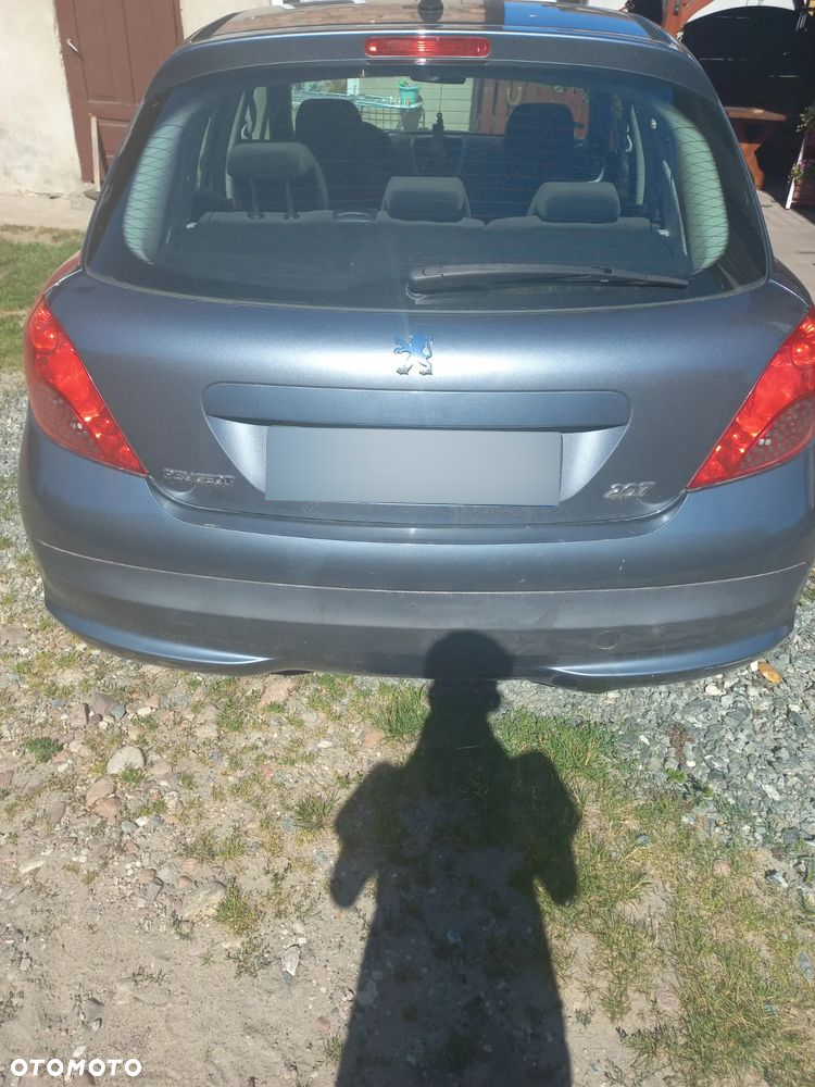 Peugeot 207 - 4