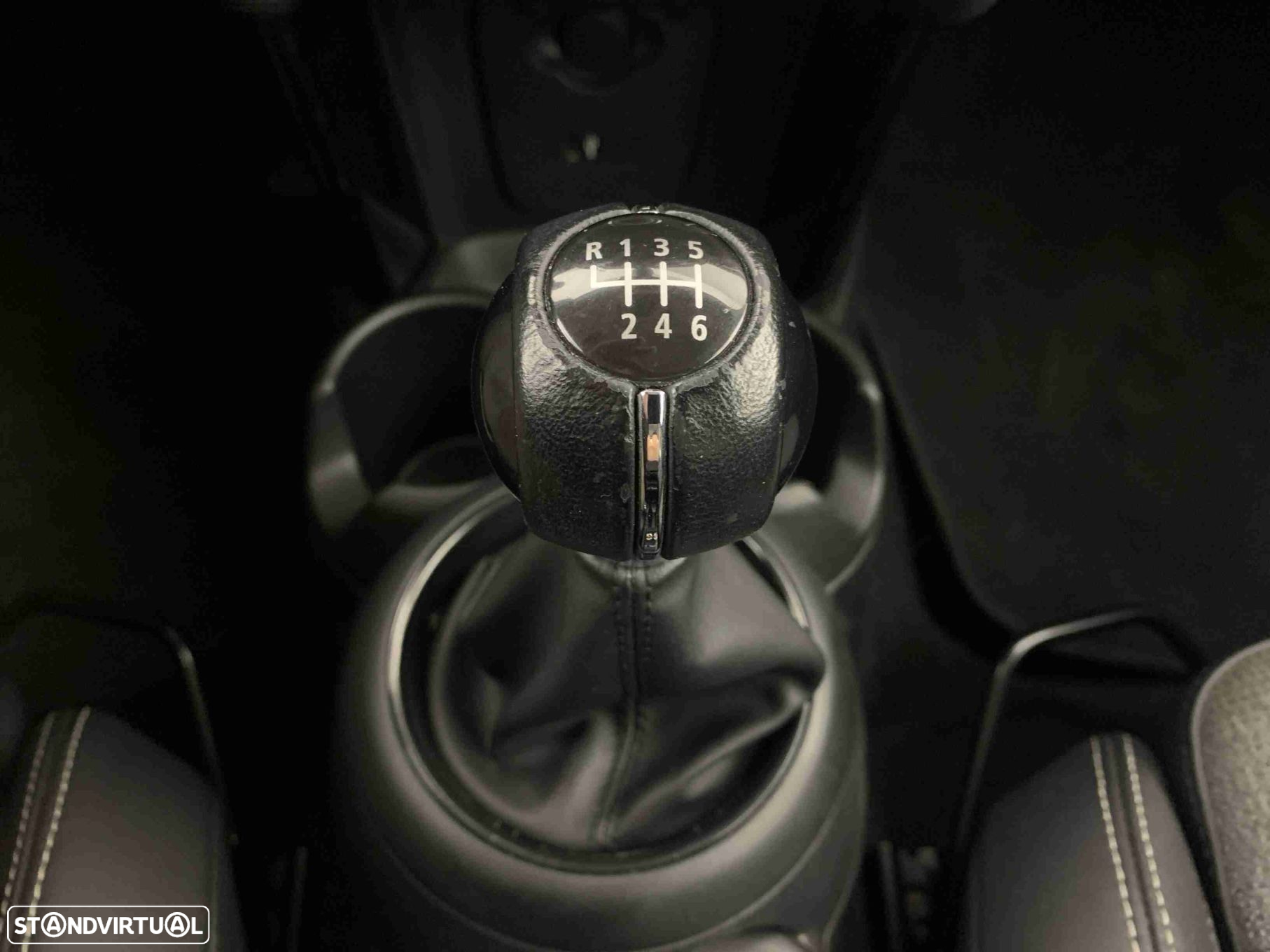MINI 3 Portas One Classic - 10