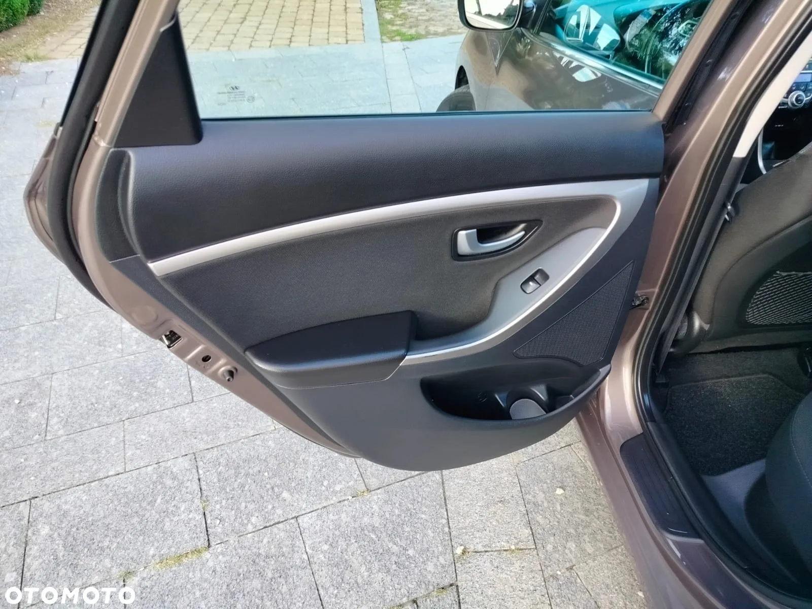 Hyundai i30 blue 1.6 CRDi Trend - 29