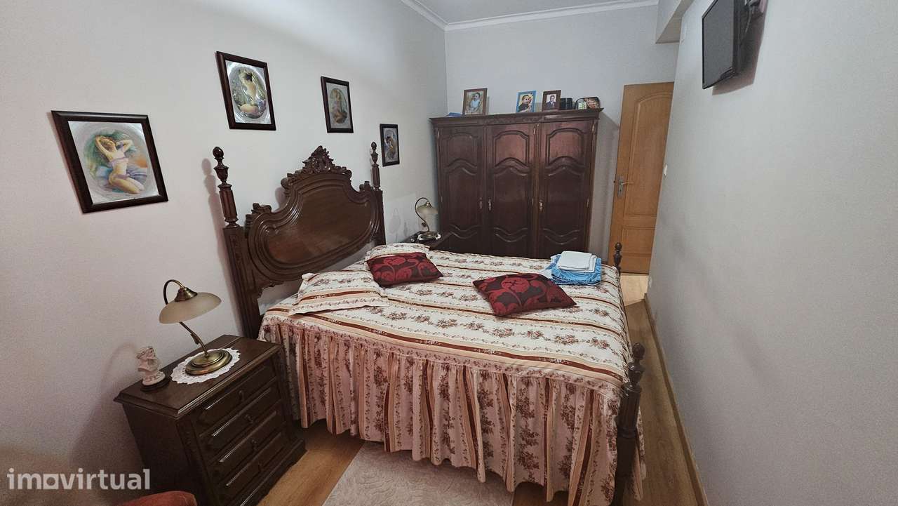 Apartamento T2 em rua da Cordoaria, Cruz de Pau - Grande imagem: 4/21