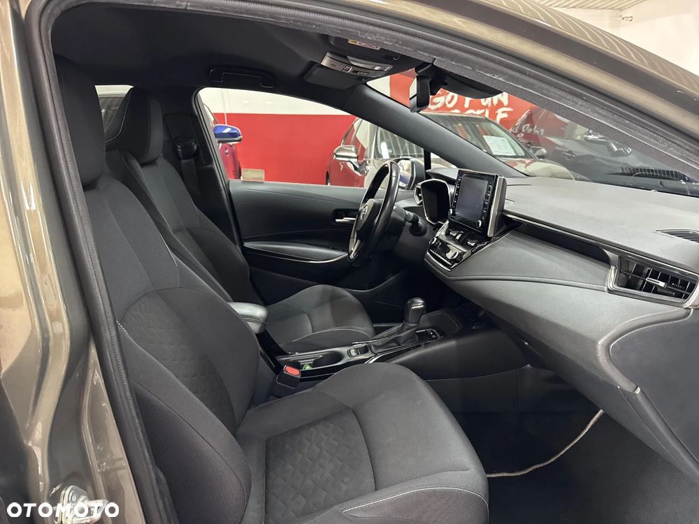 Toyota Corolla 1.8 Hybrid GPF Comfort - 12