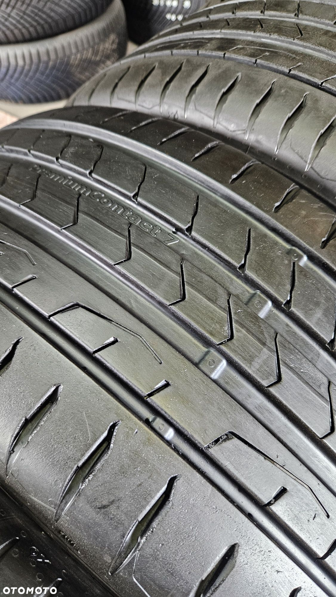 opony używane 245/45R18 Continental Premiumcontact 7 - 2