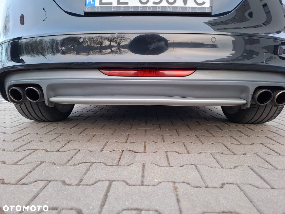 Audi TT Coupé 2.0 TDI Quattro - 8