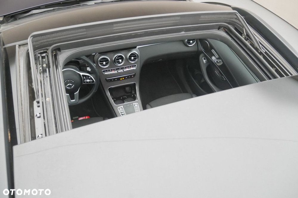 Mercedes-Benz GLC - 39