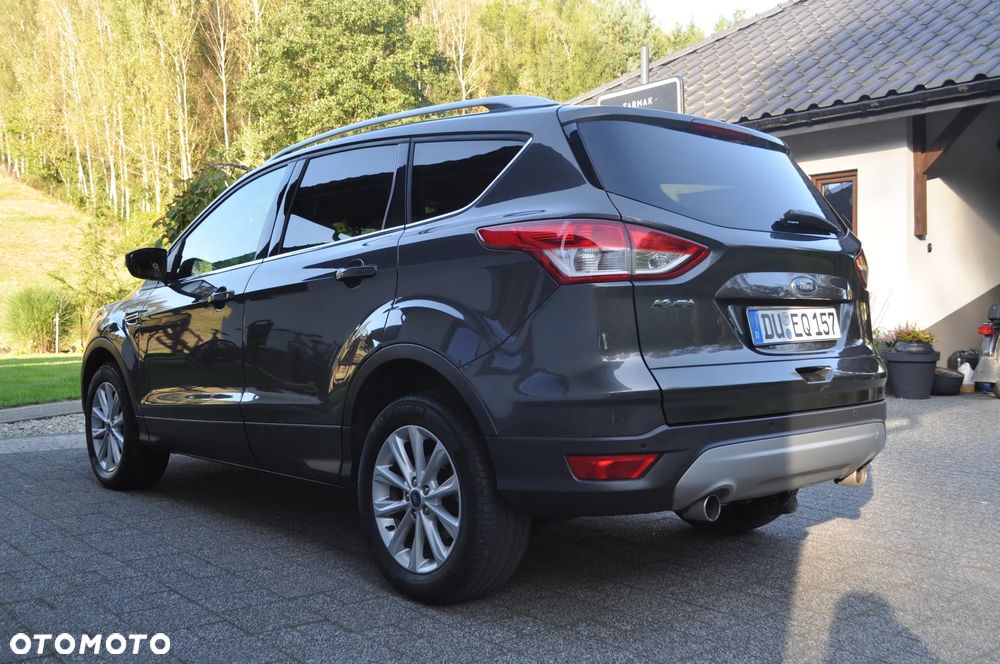 Ford Kuga 2.0 TDCi 2x4 Titanium - 15