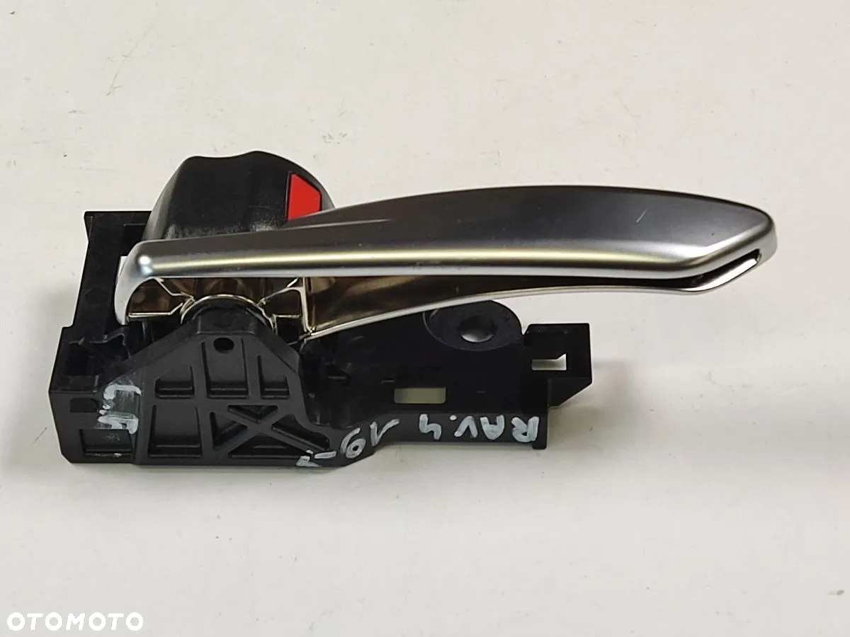 TOYOTA RAV4 od 2019r Klamka Wewnętrzna Przód Lewy - 2