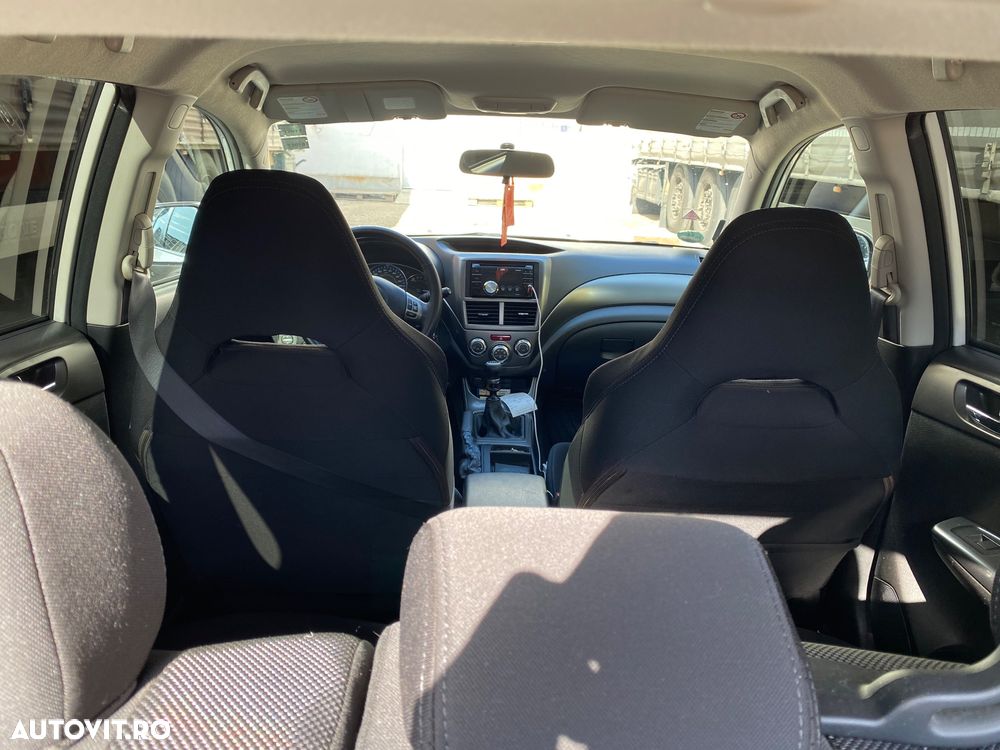 Subaru Impreza 2.0D Sport - 12