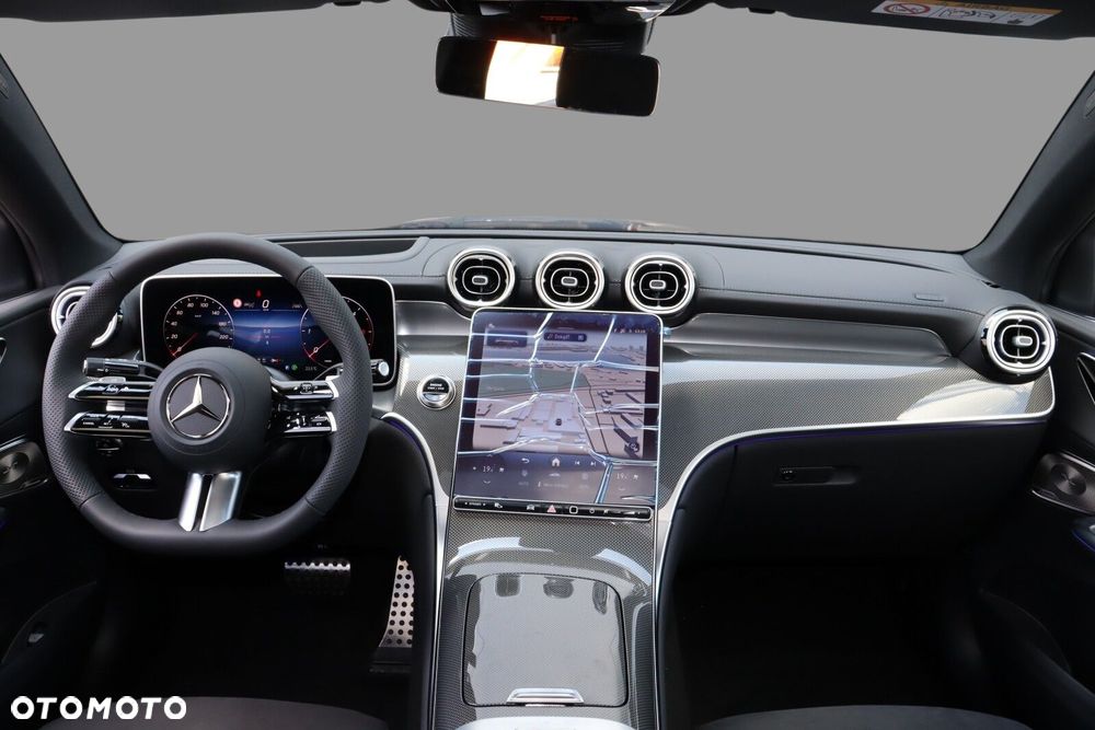 Mercedes-Benz GLC - 11