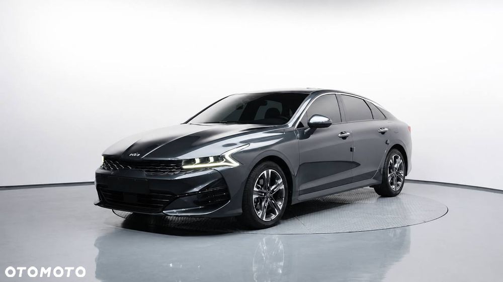 Kia K5 - 1