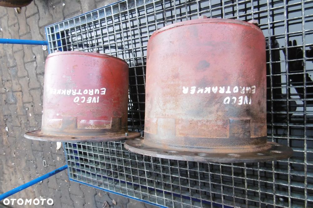 Zwolnica piasta tył Iveco Eurotrakker 6x6 8x8 6x4 - 3