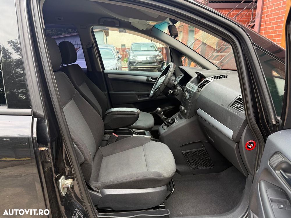 Opel Zafira 1.9 CDTI - 18