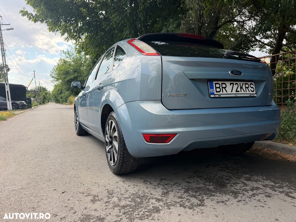 Ford Focus - 10