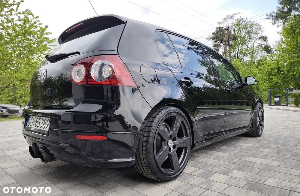 Volkswagen Golf - 5
